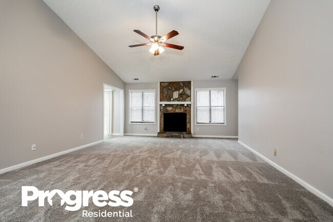 Foto del edificio - 830 Riverstone Ln