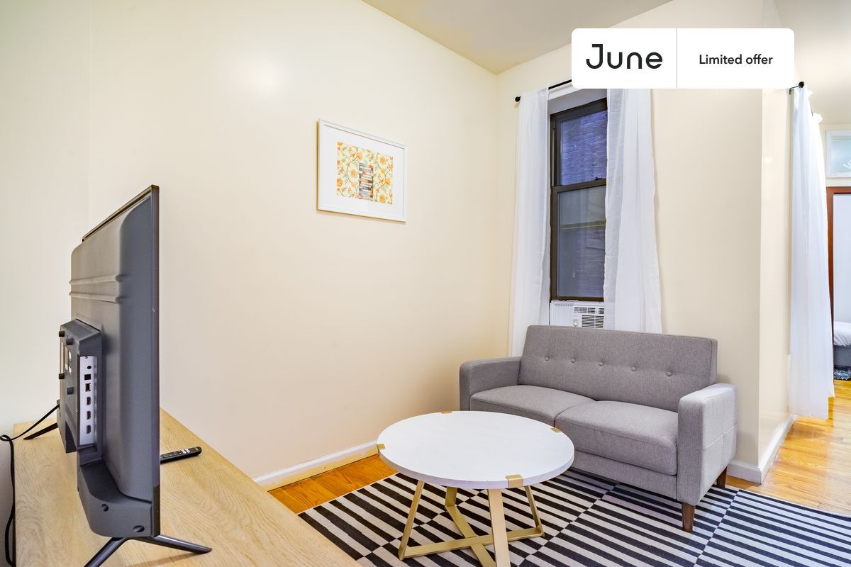 Primary Photo - 140 West 109th Street