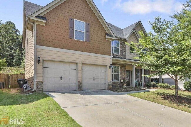 Building Photo - 71 Village Park Dr