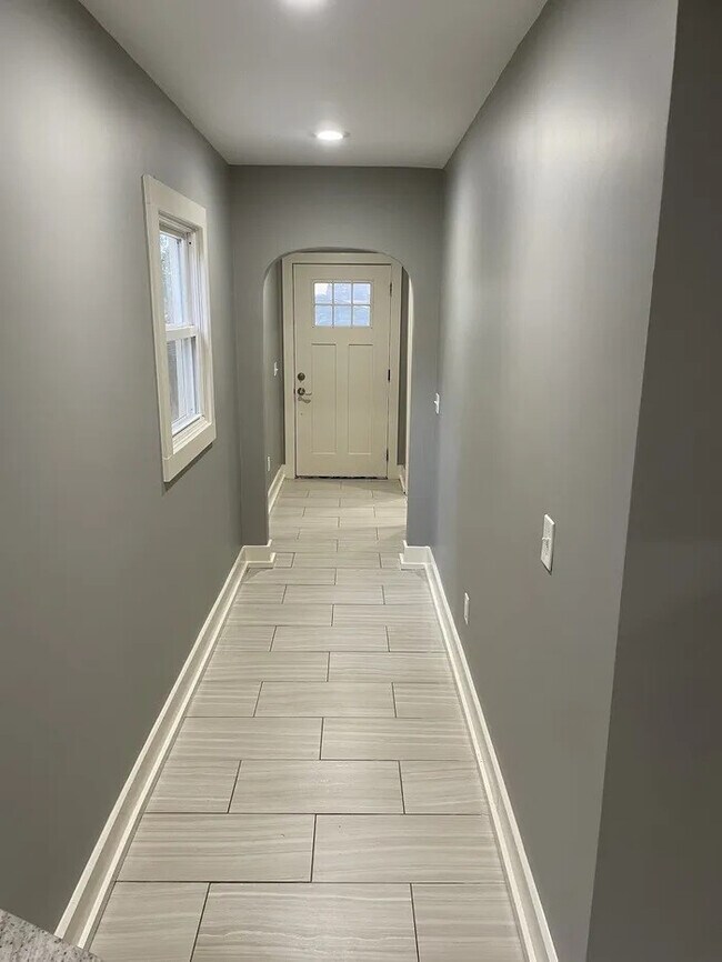 Foto del edificio - 2 Bedroom 1 Bathroom