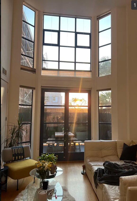 Foto principal - 3375 17th St