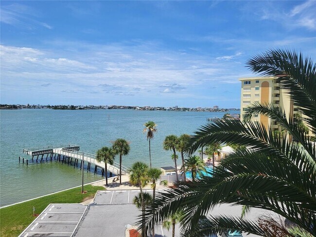Foto del edificio - 4775 Cove Cir