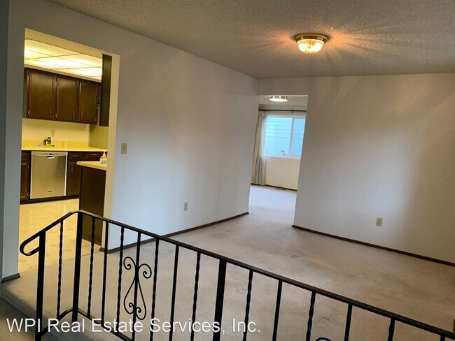 Building Photo - 3 br, 2 bath House - 18523 131st Ave SE