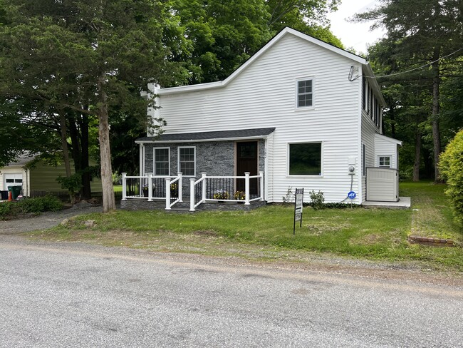 Building Photo - 182 Stephensburg Rd