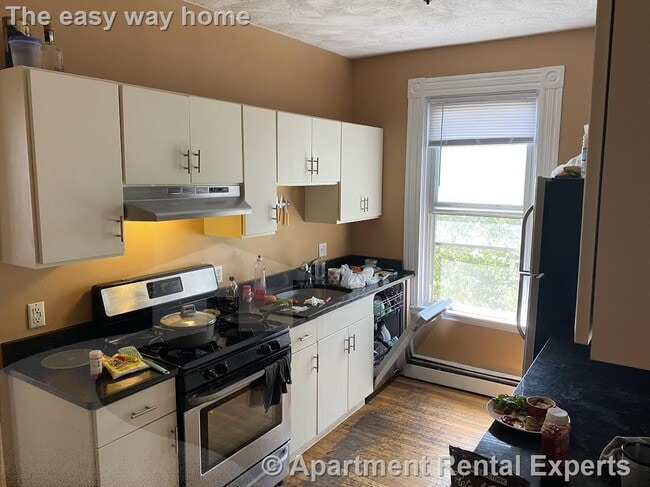 Photo - 117 Hampshire St Unit #2 Apartment