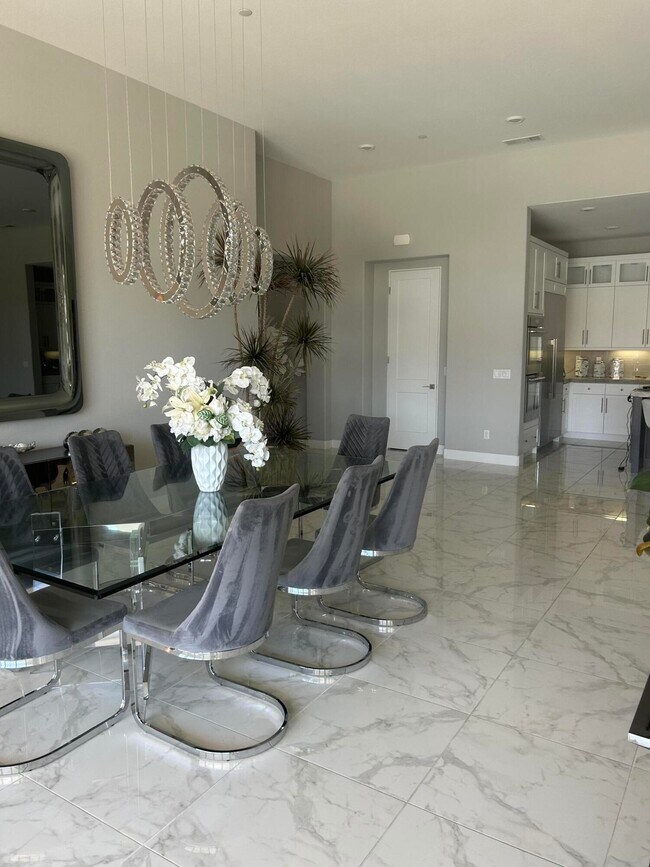 Foto del edificio - 81695-695 Thunder Gulch Way