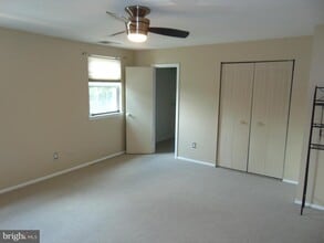 Building Photo - 1155 York Rd