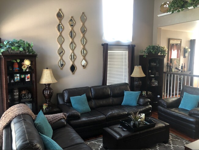 Foto del edificio - 1408 W Briarhollow Ln