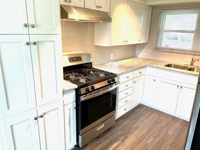 Primary Photo - 109 Pin Oak St