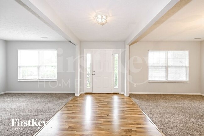 Foto del edificio - 5076 Gunston Ln