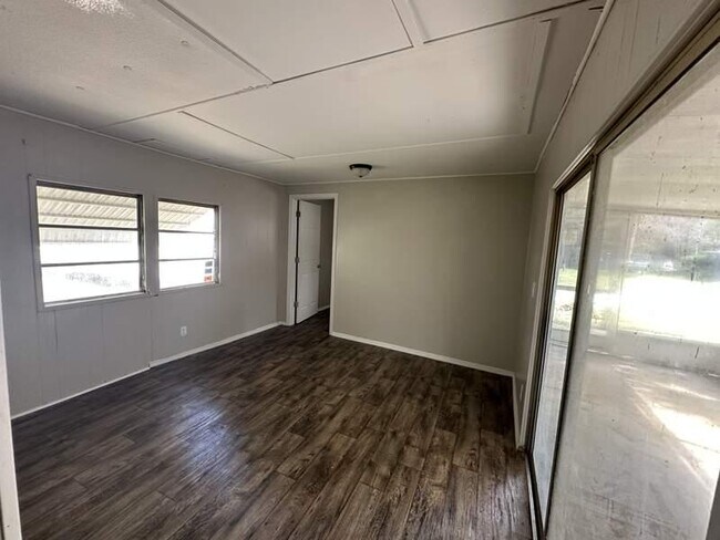 Foto del edificio - 130 S Suncoast Blvd