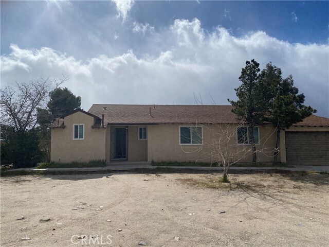 Building Photo - 12014 Oasis Rd