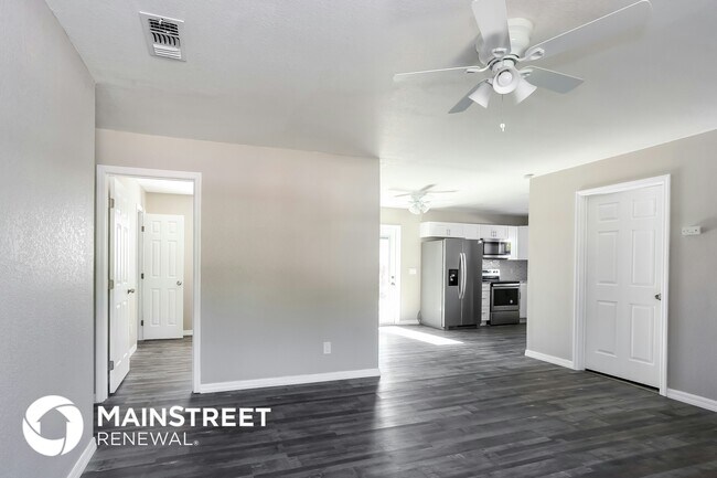 Foto del edificio - 2776 20th Ave SW