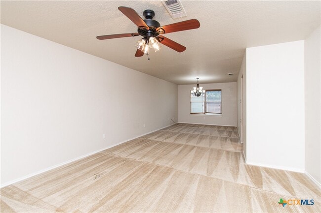 Building Photo - 5401 Jitterbug Ct