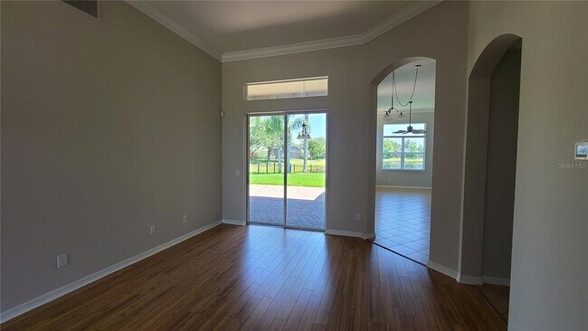 Foto del edificio - 3770 Hammonds Ferry Ct