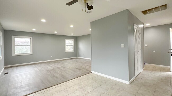 Foto del edificio - 32 Mullshire Ln