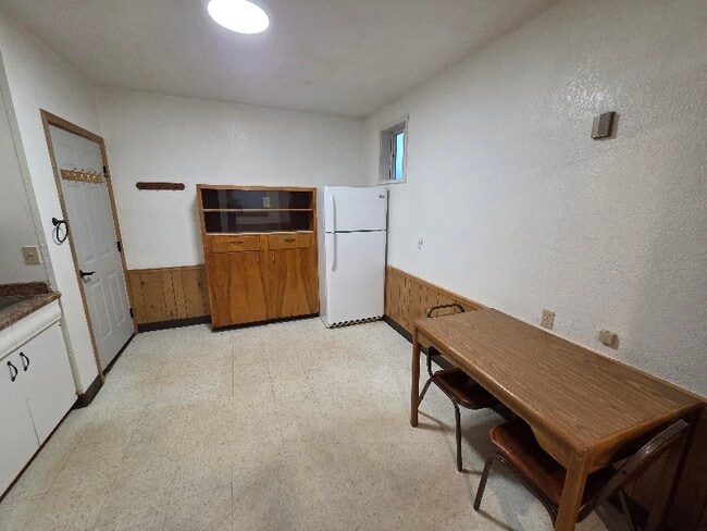 Building Photo - 60 Frank Rd