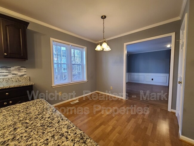 Building Photo - 110 Topsail Ct