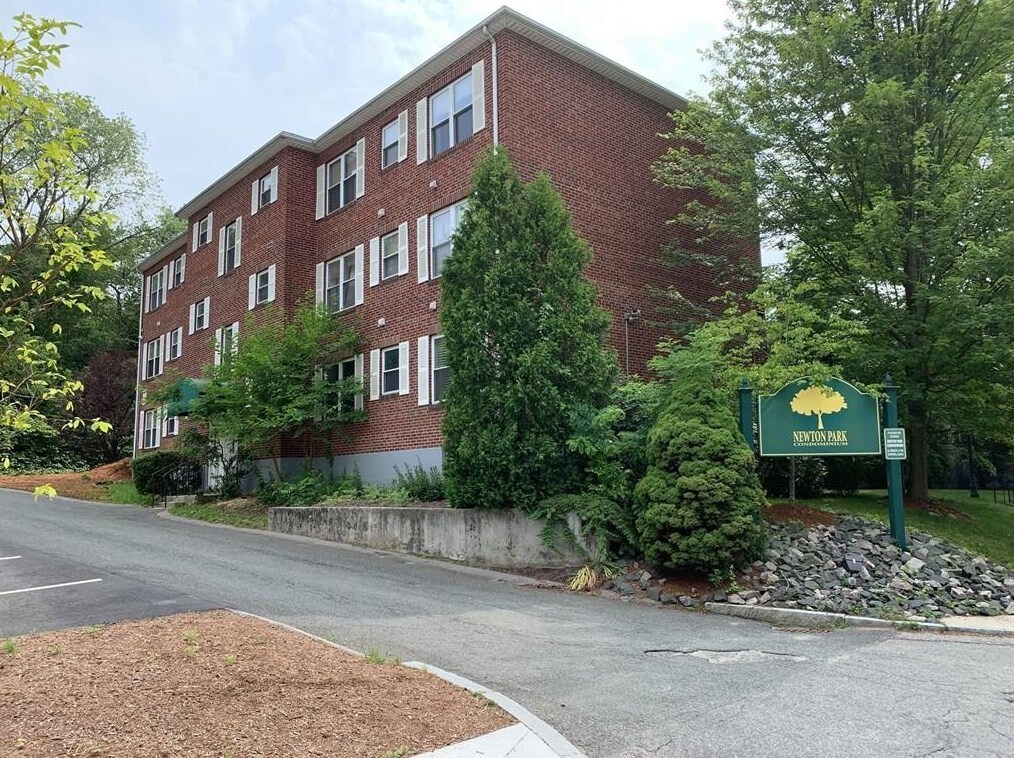 140 Newton St, Boston, MA 02135 Apartments at 140 Newton St Boston