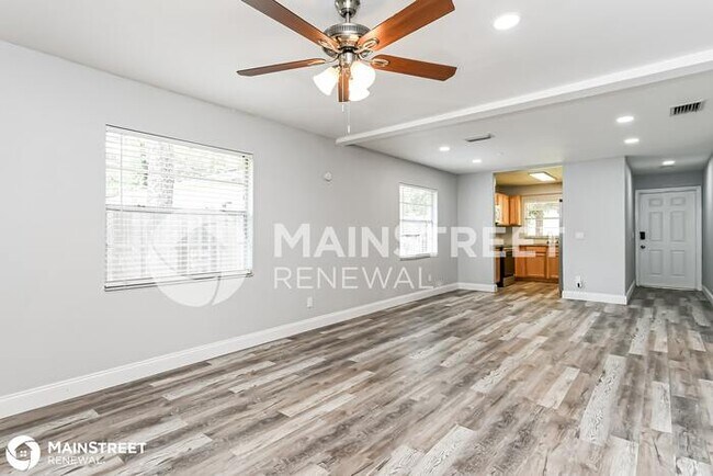 Building Photo - 31101 POCONO ST, SORRENTO, FL 32776