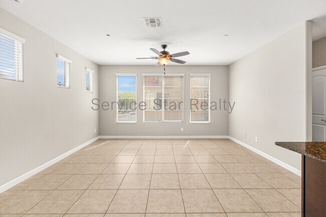 Foto del edificio - 2150 W Alameda Rd