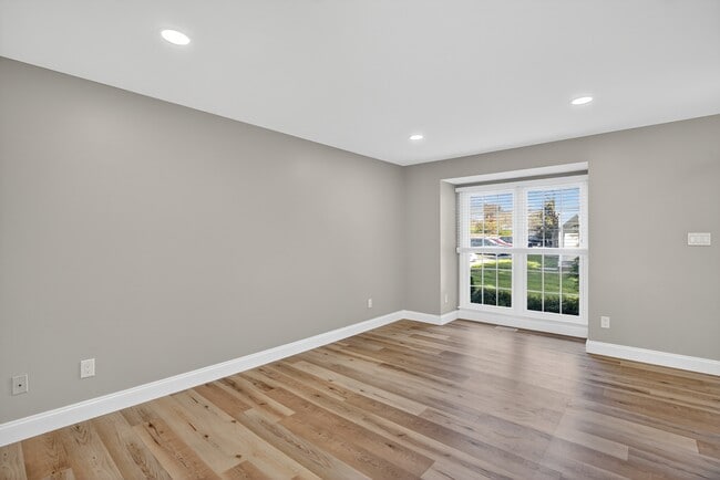 Foto del edificio - 3459 Howell Ct