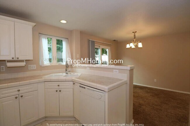 Foto del edificio - Three Bedroom Gem Close to Intel & Nike!