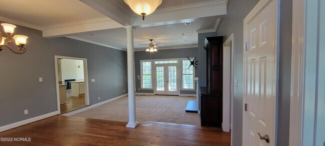 Building Photo - 127 Walden Rd