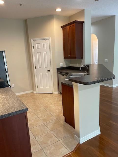Foto del edificio - 596 Pinebranch Cir