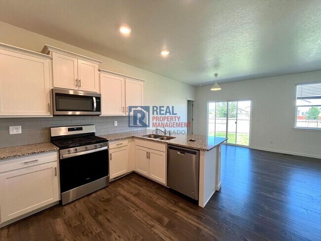 Building Photo - 10176 Castor Dr