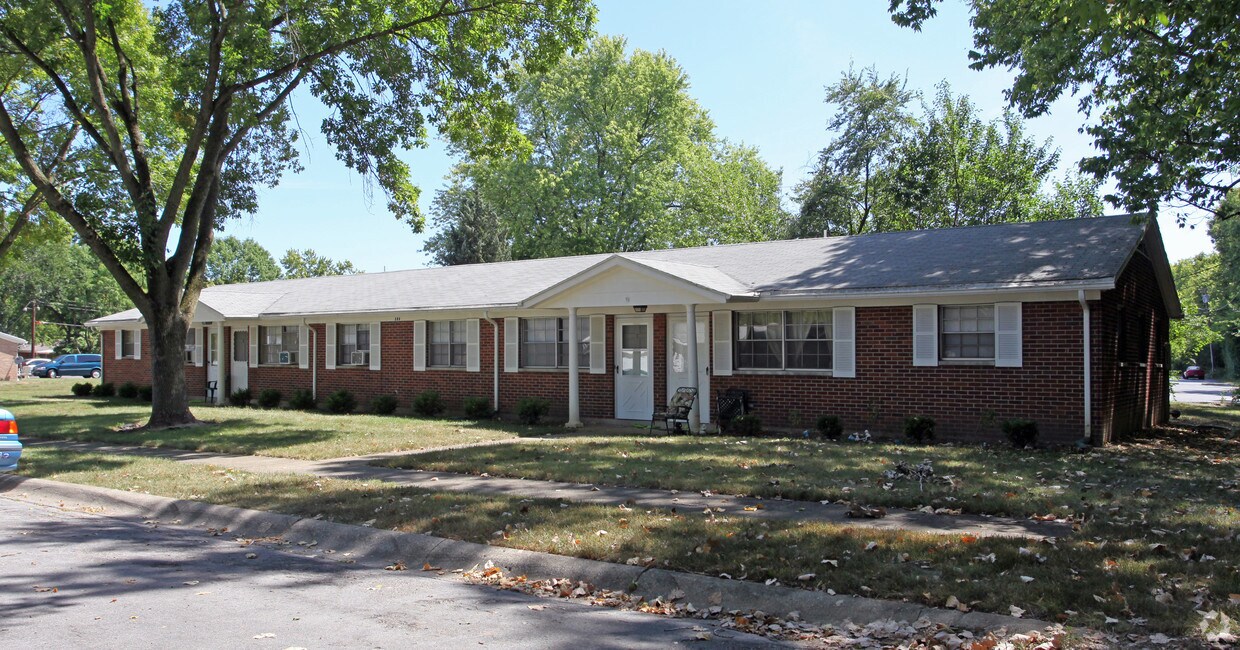 398 E Blossom Hill Rd, Dayton, OH 45449 Apartments in Dayton, OH