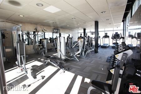 Building Photo - 3800 Wilshire Blvd