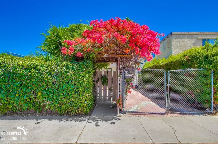 Foto principal - Beautifully Renovated 1Bdm 1Ba Apartment i...