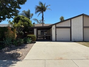 Building Photo - 5290 Hidalgo St