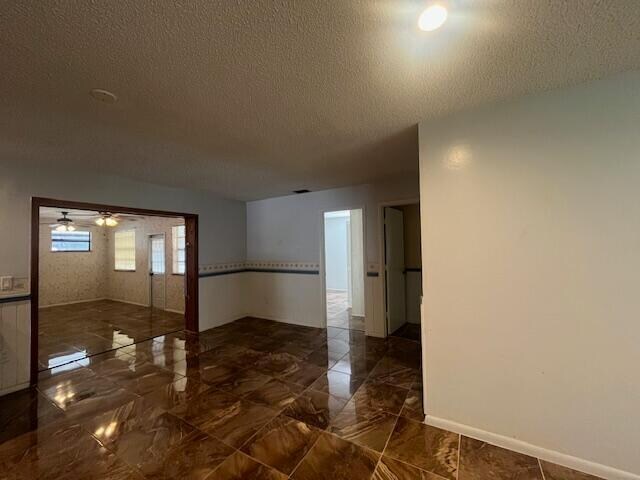 Building Photo - 10152 Bergen Ct