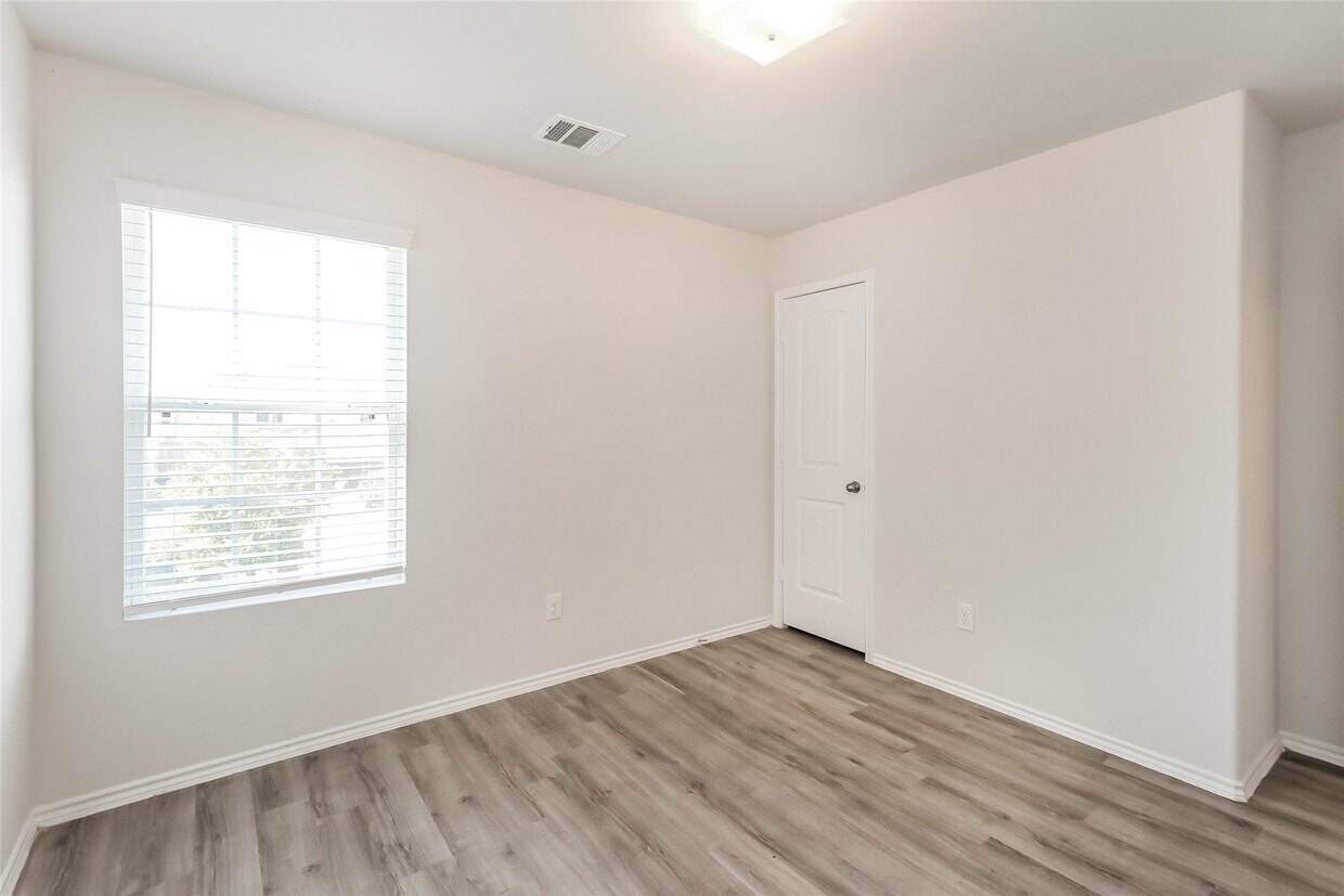 Foto del edificio - 16922 Lacey Bell Ln