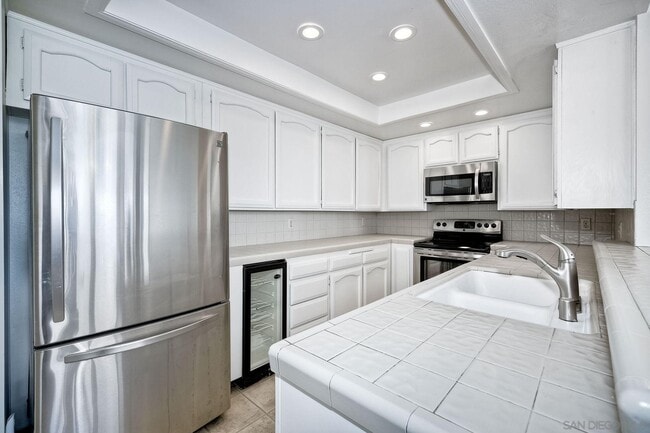 Building Photo - 2930 Cowley Way