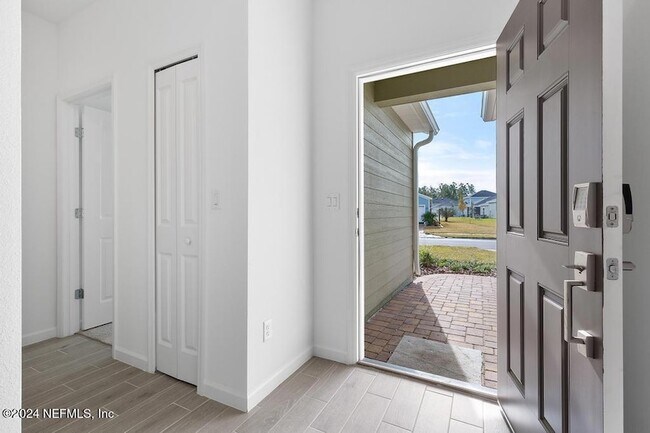 Building Photo - 41 Conway Ct