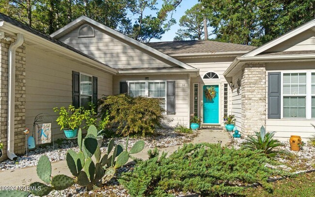 Building Photo - 38 Swamp Fox Dr