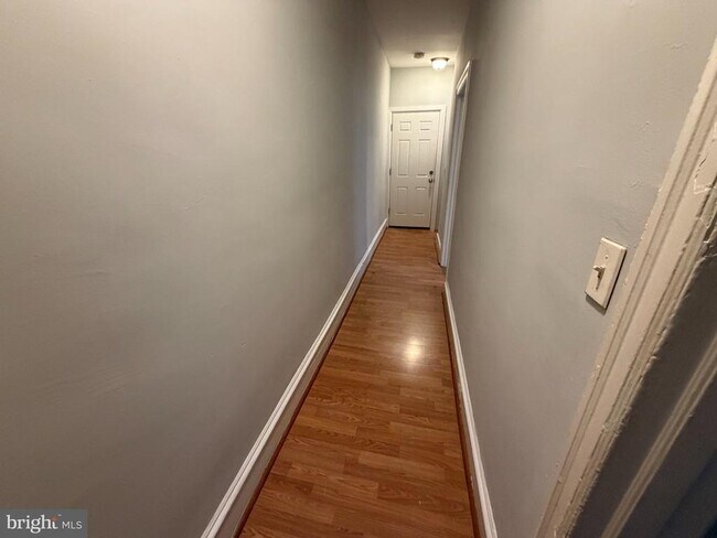 Foto del edificio - 1420 68th Ave