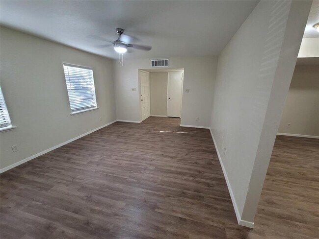 Building Photo - 2626 Dove Meadow Dr
