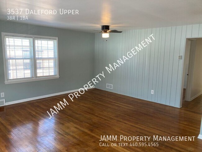 Building Photo - Shaker Heights: UPPER UNIT DUPLEX 3-Bedroom