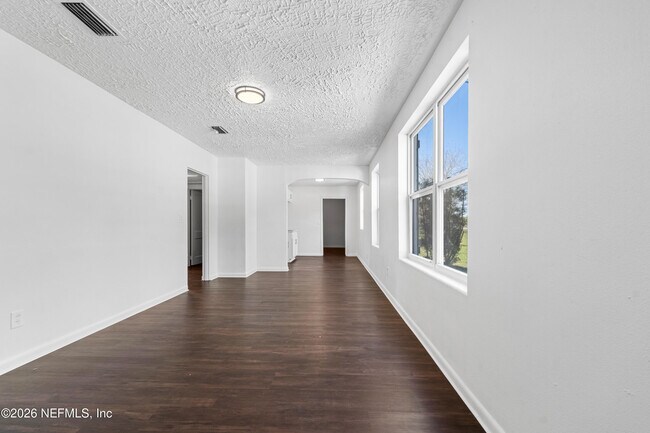 Building Photo - 1470 Windle St