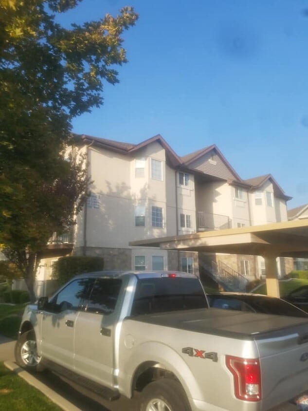 1397 S 1020 W Unit i, Orem, UT 84058 Condo for Rent in Orem, UT