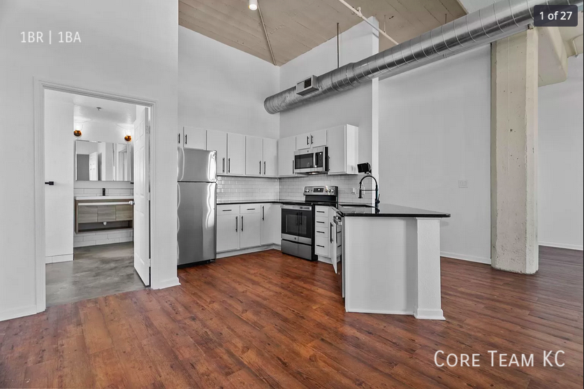 Foto principal - Renovated West 7th Street Loft For Rent