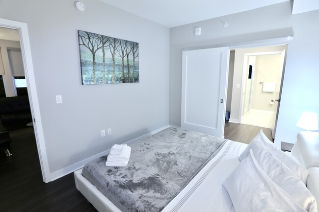 Building Photo - Pelican Residences Fully Furnished Apartments