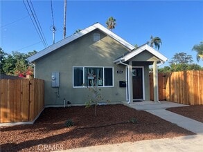 Building Photo - 8563 Catalina Ave