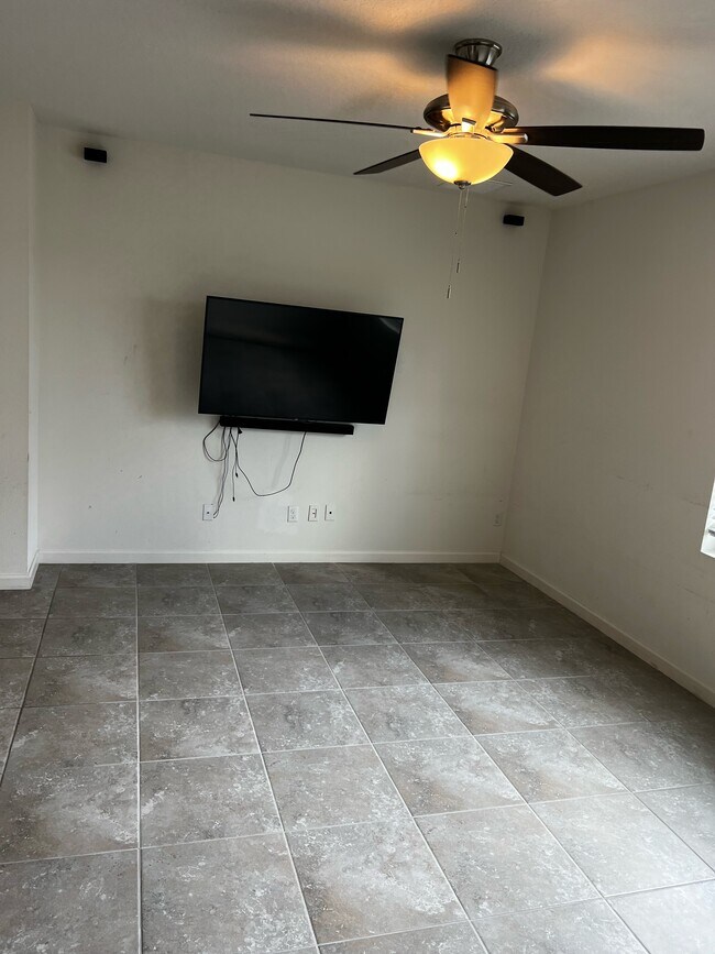 Foto del edificio - 2735 Hanover St SW