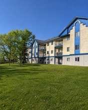 Building Photo - 10405-10499 99 Ave