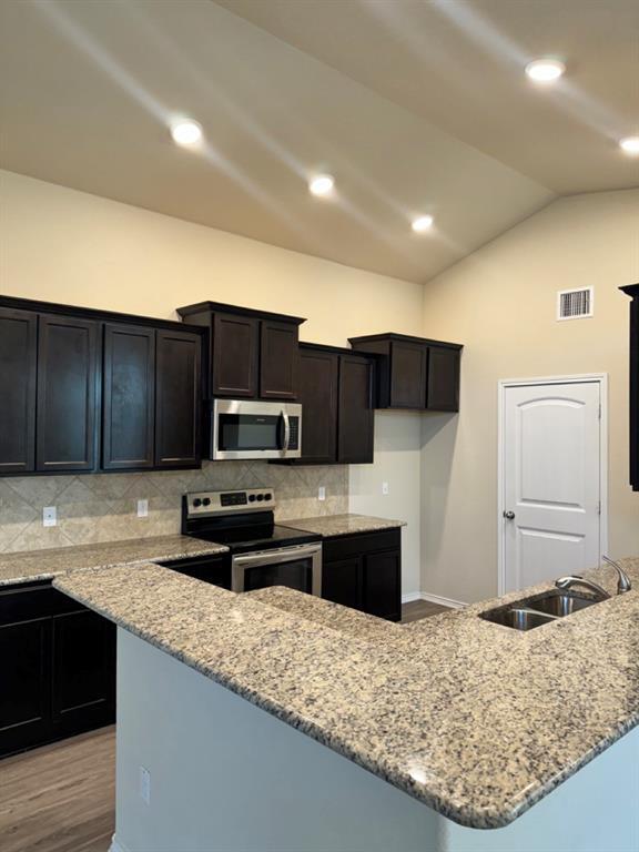 Primary Photo - 203 Plata Ln